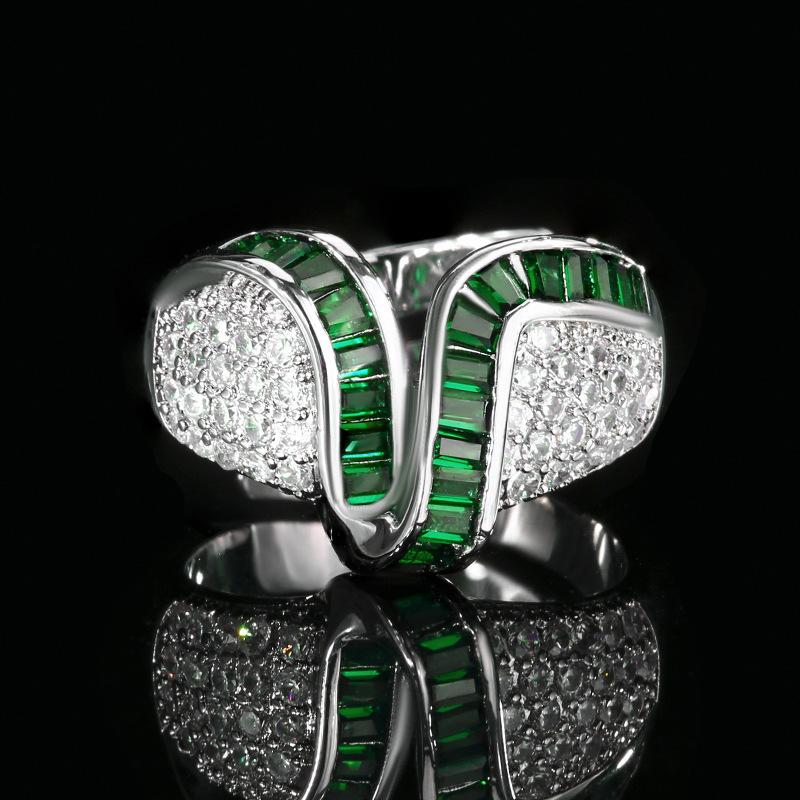 Осенне-зимние украшения Медное основание с золотым покрытием Имитация сокровища Кольцо Ретро стиль Кольцо с бриллиантом