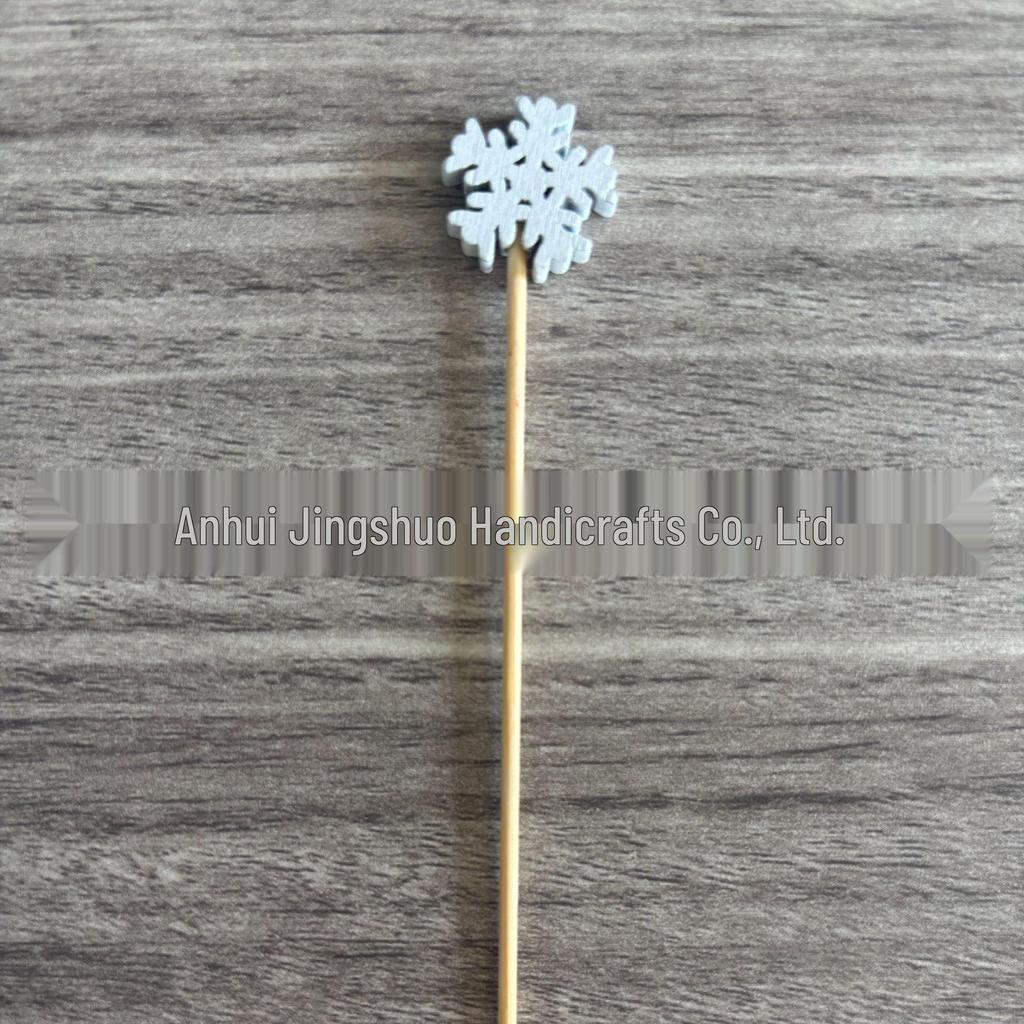 Бамбуковые шпажки для рождественских коктейлей и фруктов с Санта-Клаусом