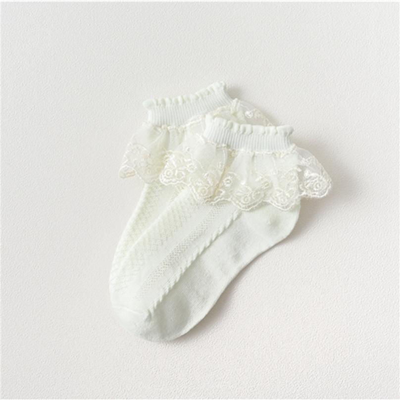 Приятные для кожи носки до щиколотки для девочек с кружевной отделкой, впитывающие осенние милые тонкие детские однотонные носки