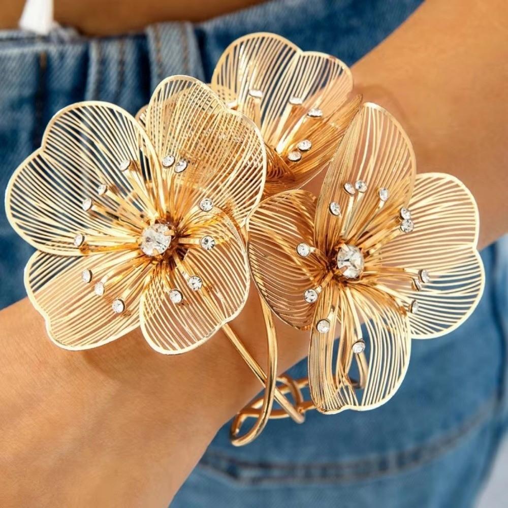Irregular Hollow Bracelet Exaggerated Floral Bangle Opening Bracelet Wedding Party Accessories