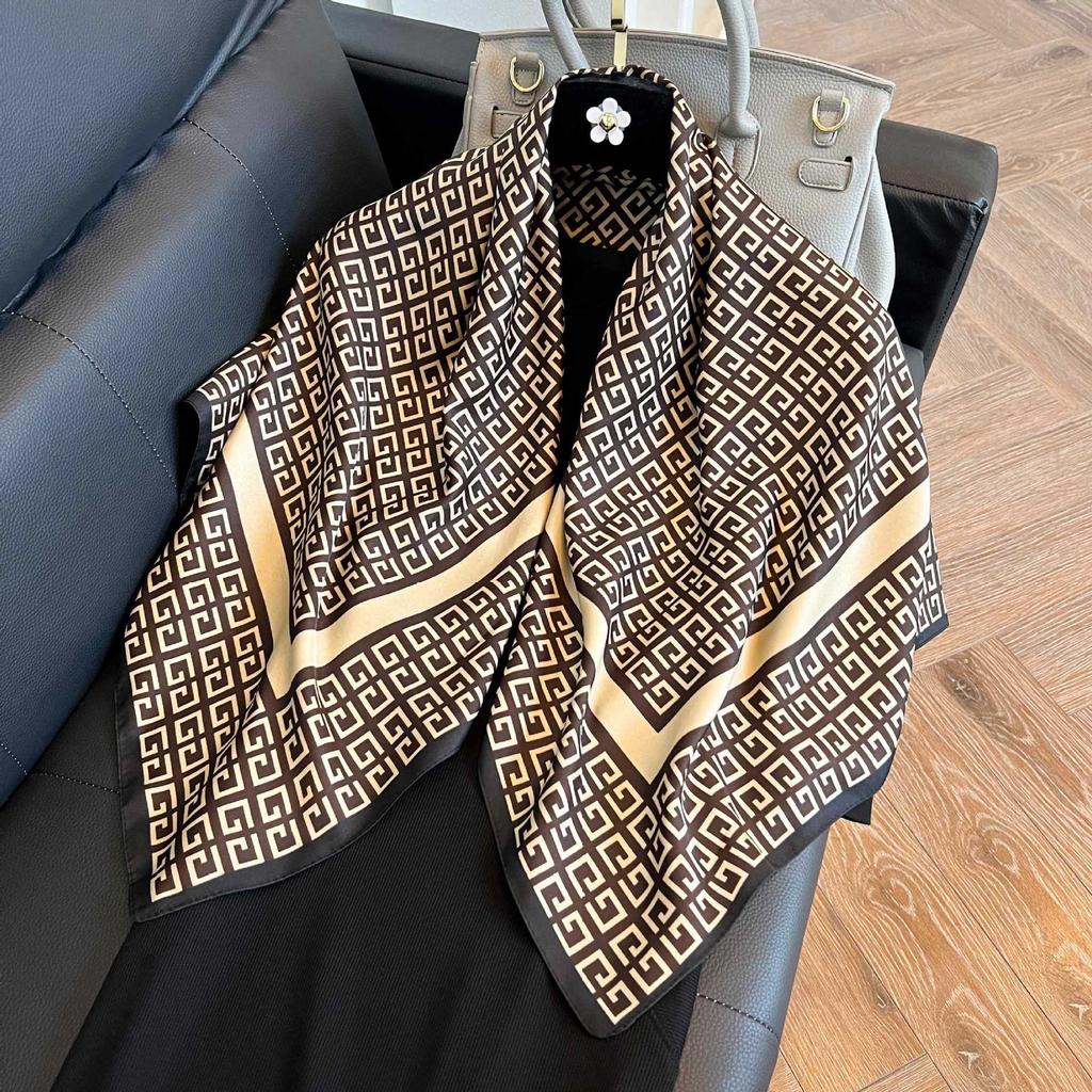 Color block silk scarf Korean version printing color matching scarf twill silk large square scarf 91x91cm shawl sunscreen travel headscarf