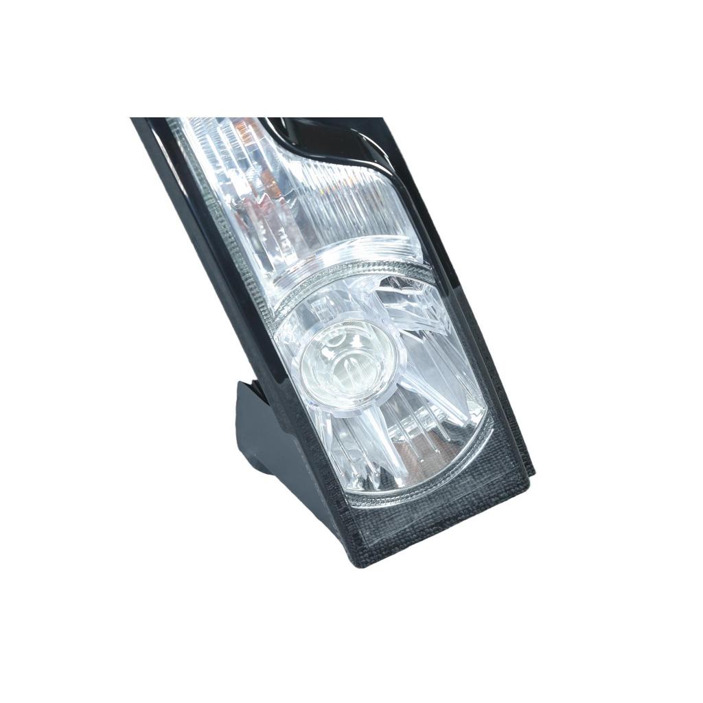 Задний фонарь для Land Rover Range Rover Evoque L538 2012- Задний, Белая основа, Правая сторона.