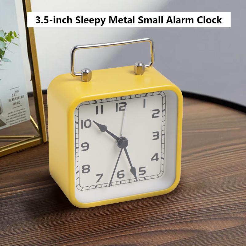 1PC Metal Square Small Alarm Clock Desktop Silent Clock Student Bed Sleep Luminous Quartz Table Clock.