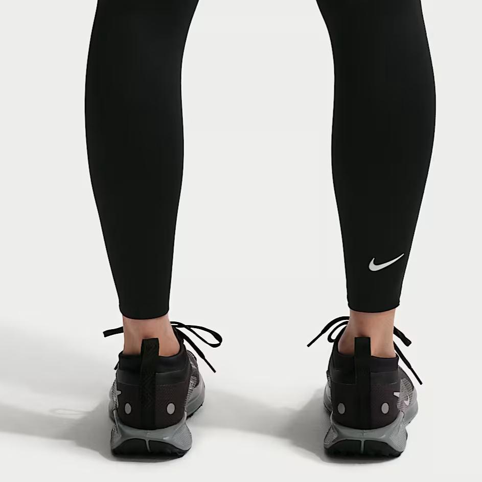 Nike Женские беговые брюки Dri Fit IO9646-010