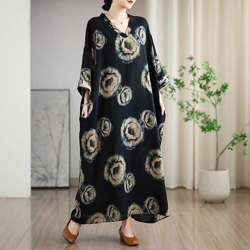 Винтажные платья в стиле «отпуск» с V-образным вырезом