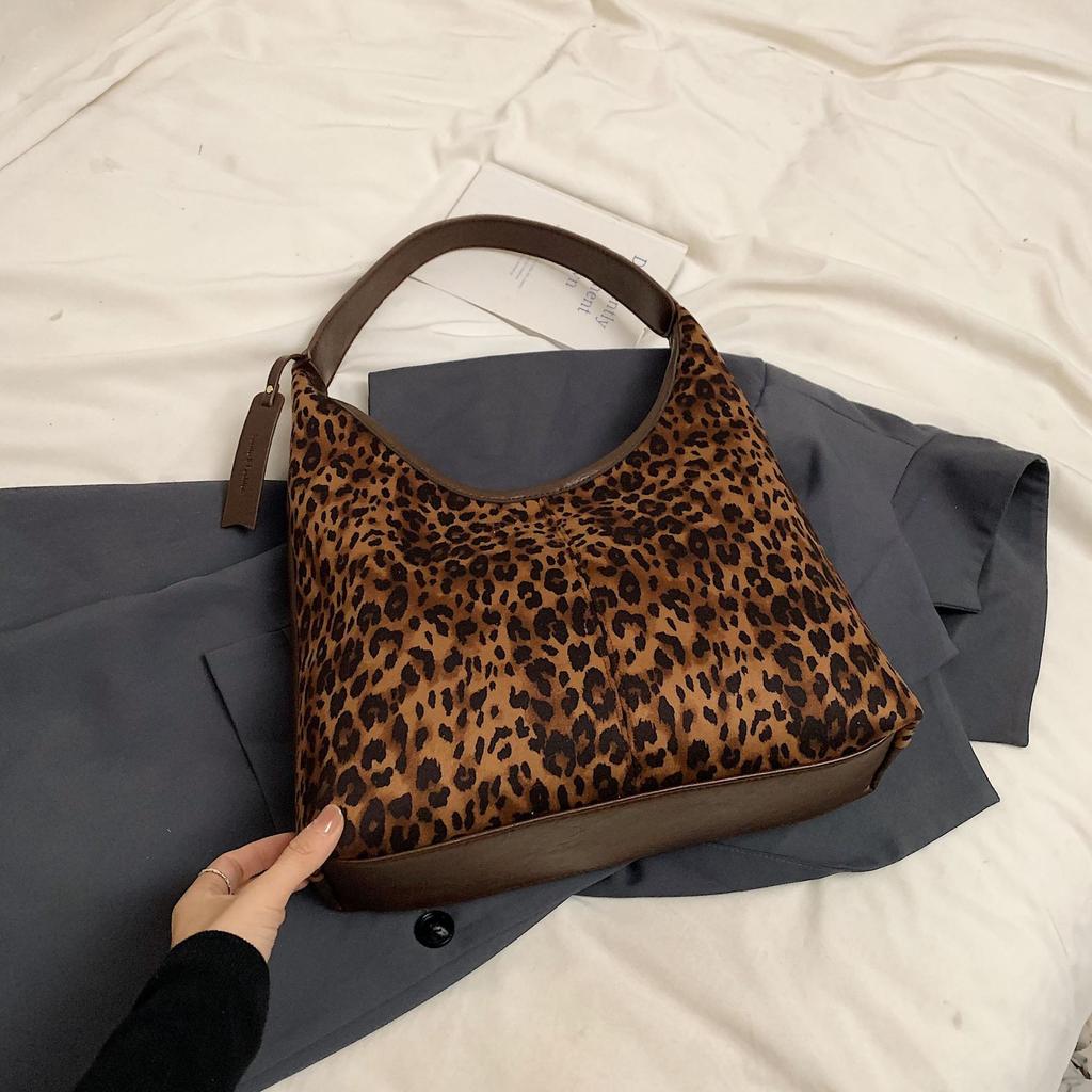 2024 осень новый ретро пригородный леопардовый принт сумка подмышкой повседневная мода личность темперамент одно плечо сумка женская