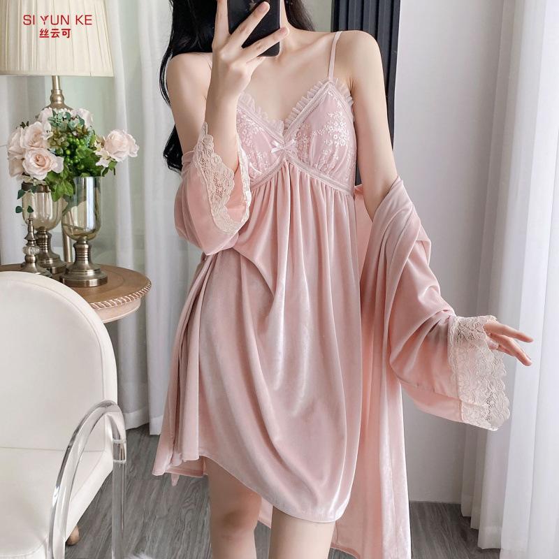 New golden velvet sexy nightdress robe women's autumn and winter pajamas eyelash lace splicing loungewear two-piece set with chest pad