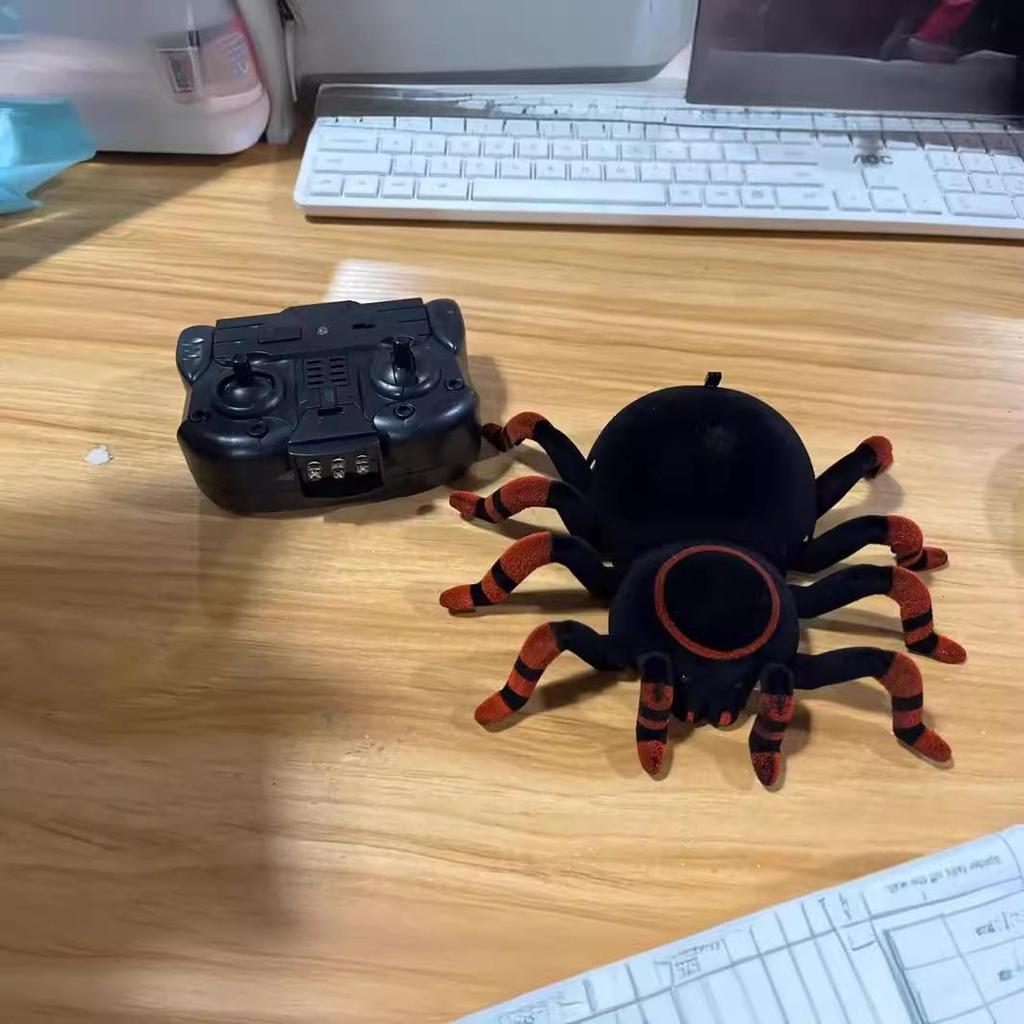 Bionic Shark Crocodile Spider Electric Fish Remote Control Toy