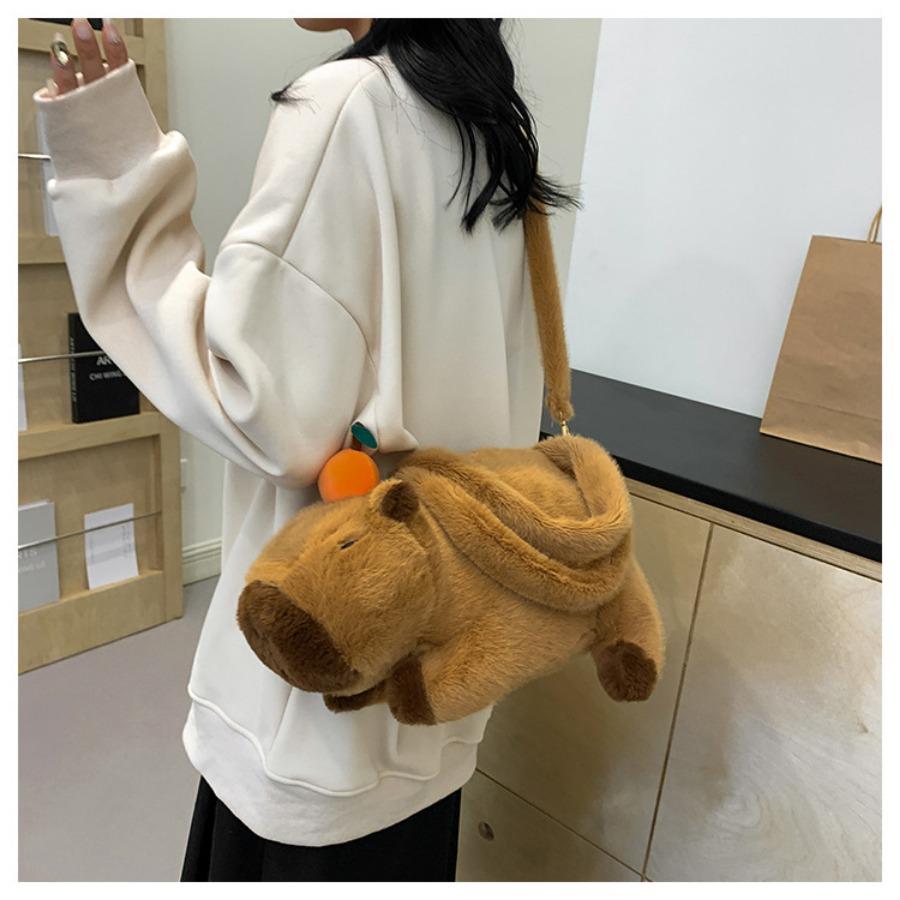Capybara Plush Backpack Handbag Kawaii Fashion Plushie Doll Fur Bag Children's Bag Handbag Mini Knapsack Bag Gift for Girlfriend