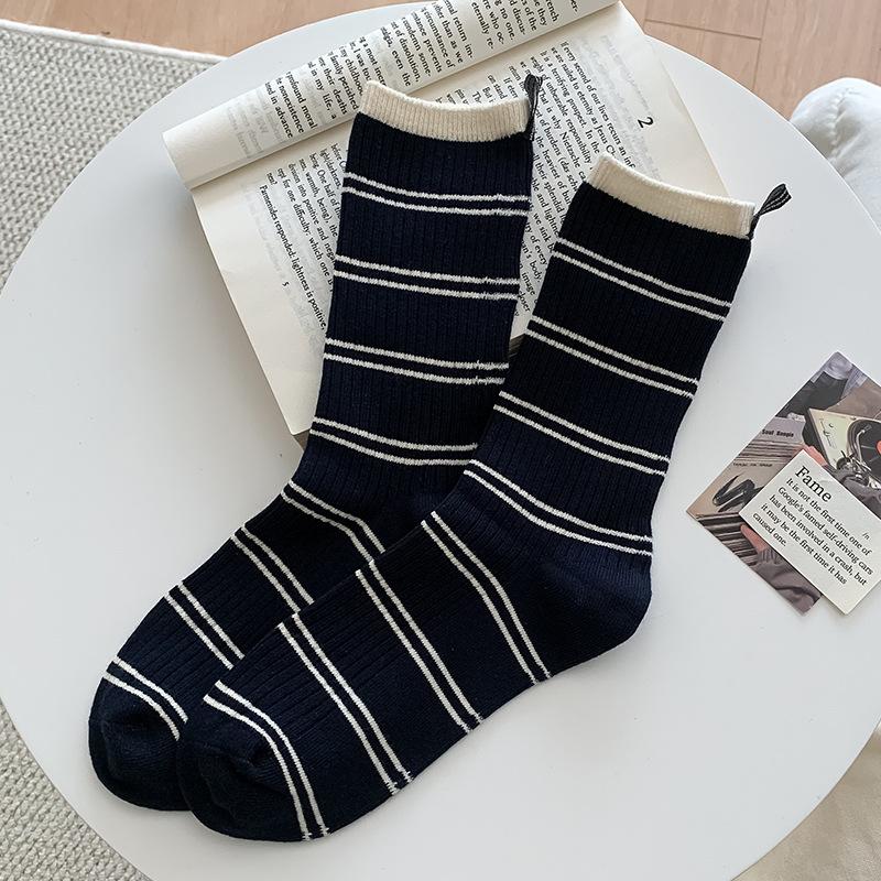 Female Spring and Autumn Pure Cotton Color Stripe Heel Cloth Label Wicking In The Tube Pile Socks
