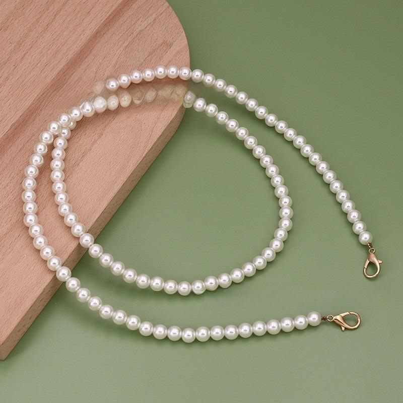 Декоративная сумка-цепочка с жемчугом и металлической цепочкой для аксессуаров своими руками