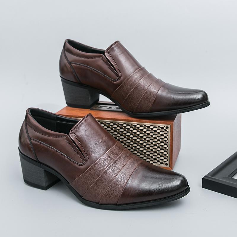 Fashion Retro Men High-heeled Loafers Black Brown Men Casual Comfortable Breathable Fashionable Small Leather Shoes Size 38-46 Men Shoes