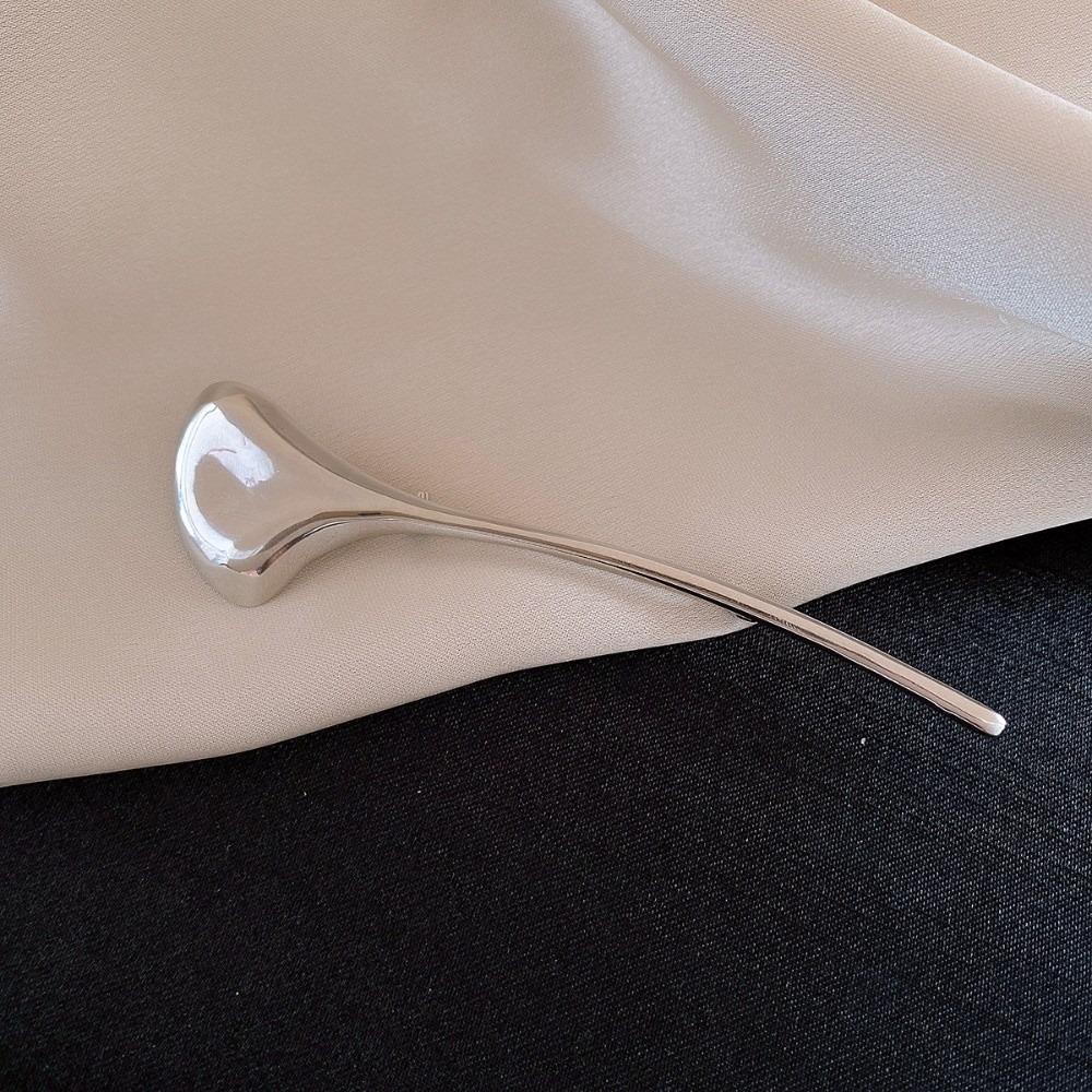 Corsage Ornament Long Leaf Pin Vintage Metal Glossy Brooch Ginkgo Leaf Brooch Gift