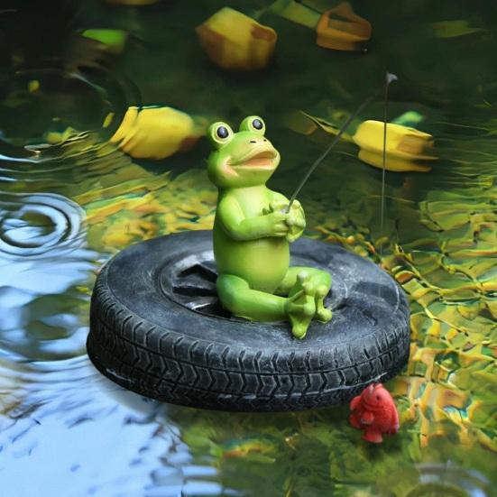 Floating Frog Ornament Waterproof Detailed Pool Decor Frog Sculpture Eco-friendly Floating Figurine Craft for Pond Pool Fish Tank
