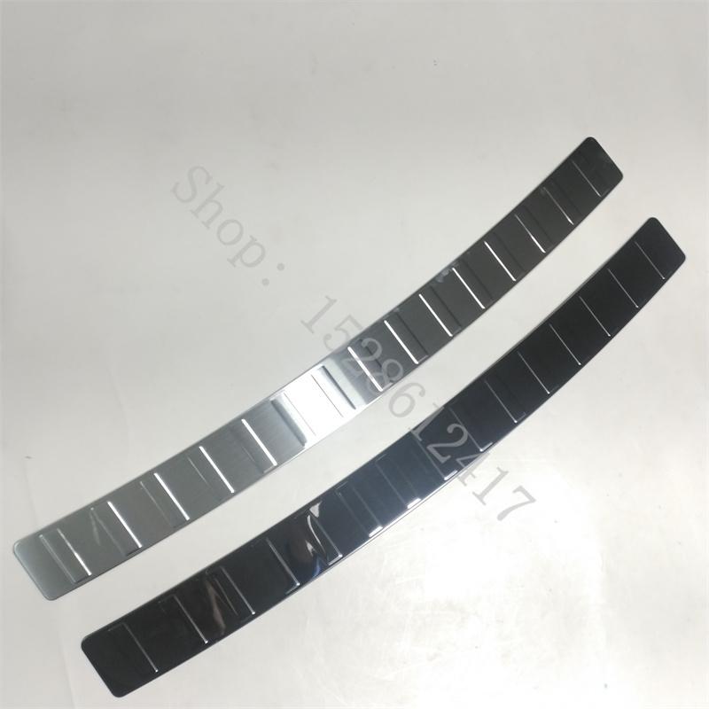 For VW/Volkswagen T-ROC TROC 2018 ~2024 Car Accessories Rear Bumper Protector Sill Trunk Tread Plate Trim car bumper pads