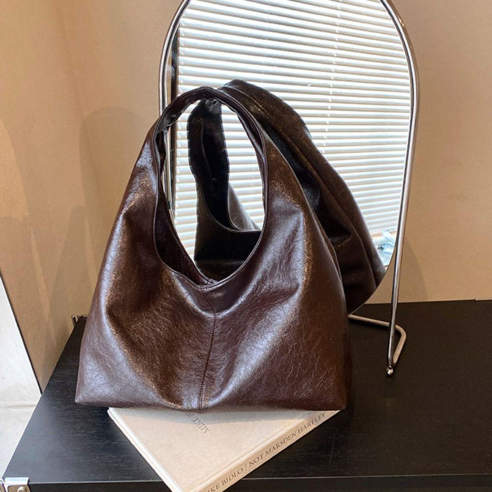 Korean Style Large Capacity Handbag Tote Bag Underarm Packs Fashion Retro PU Tote Bag Outdoor