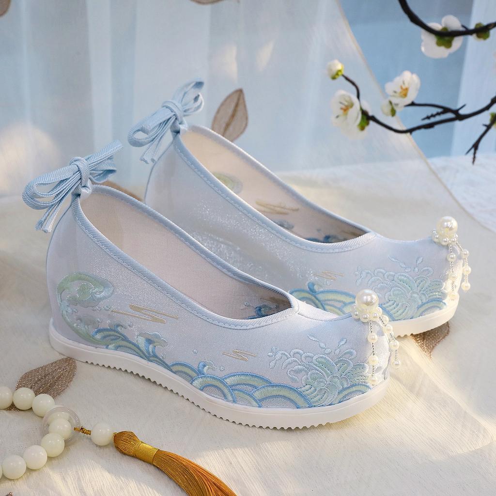 Embroidered Shoes Hanfu Shoes Han Element Ancient Cloth Shoes The Inner Height of The Shoes Increases By 6cm