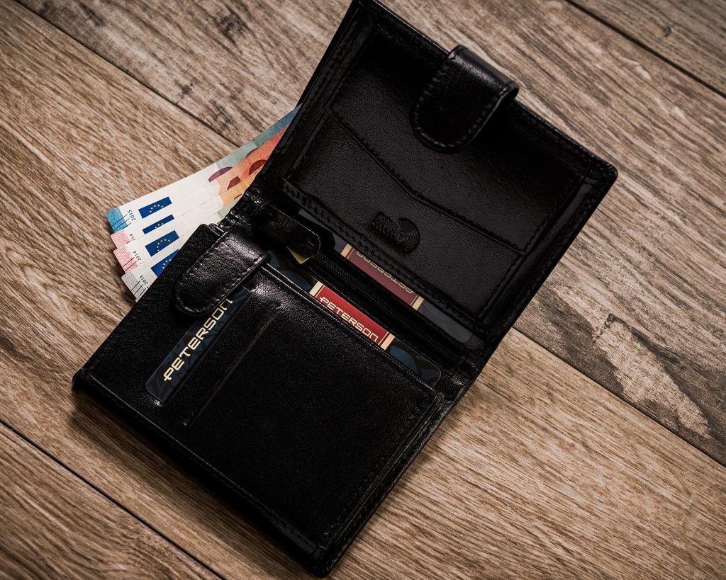Peterson PTN N318L-BFA BLACK Leather Wallet
