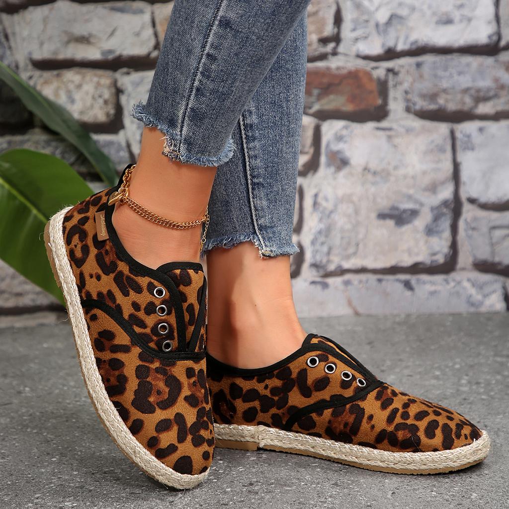 2024 New Ladies Shoes Slip-on Women's Vulcanize Shoes Fashion Leopard Print High Quality Round Head Light Outdoor Casual Shoes