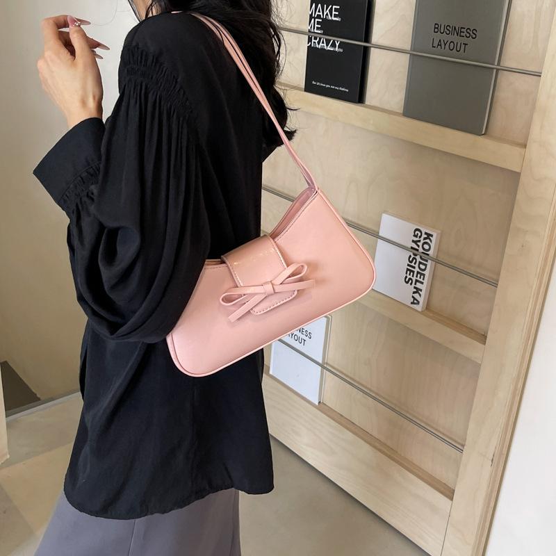 Simple and Foreign Women's Small Bag Women's 2025 New Shoulder Underarm Bag Fashionable and Casual Versatile Messenger Small Square Bag