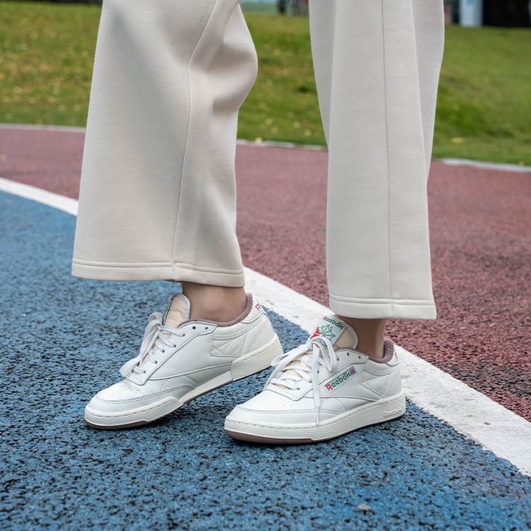 Reebok Кроссовки унисекс Club C 85 Vintage Chalk Taupe White Glen-Green GZ5161