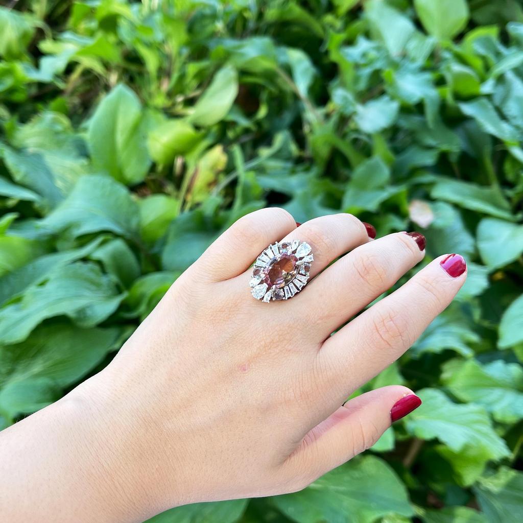 Серебряное кольцо с изменяющим цвет зултанитовым камнем - Изысканные украшения на любой случай - Серебряное женское кольцо из султанита - Кольцо из диаспоры