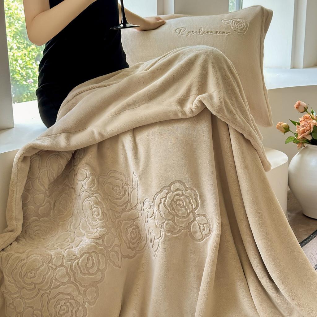 Утолщенный Молочный Флис Вышивка Четыре Предмета - Серия Чуча 1,5 м Комплект из Четырех Предметов Простынь, Рисовый Верблюжий