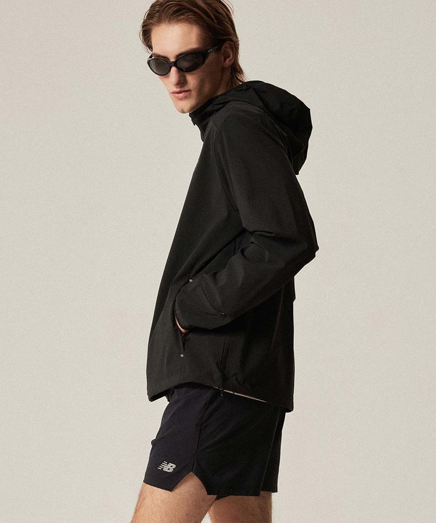 New Balance Nbmdg25313 / Универсальная ветровка из трикотажа Rc (черный)