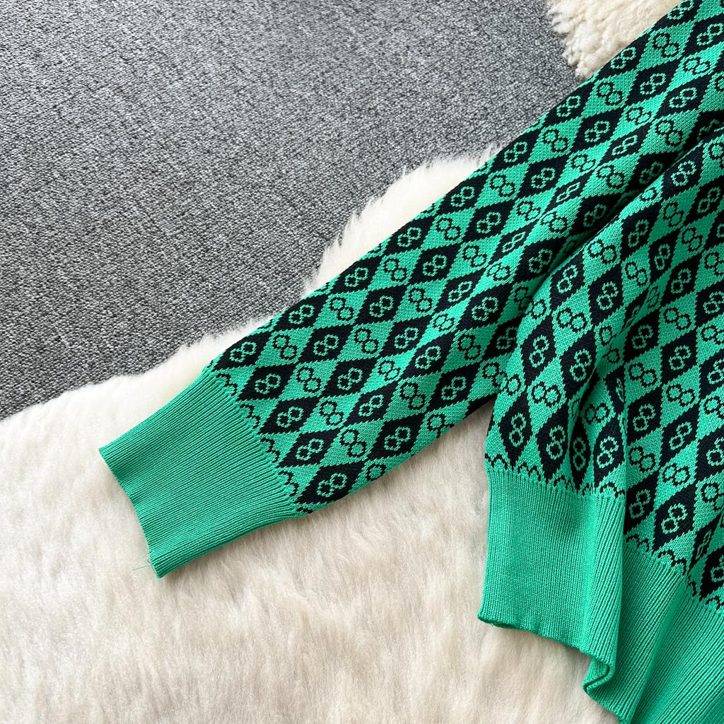 European Style Retro Casual Printed Turtleneck Sweater for Women with High Waisted Elastic Long Pants Fashion Two-pieces Suit