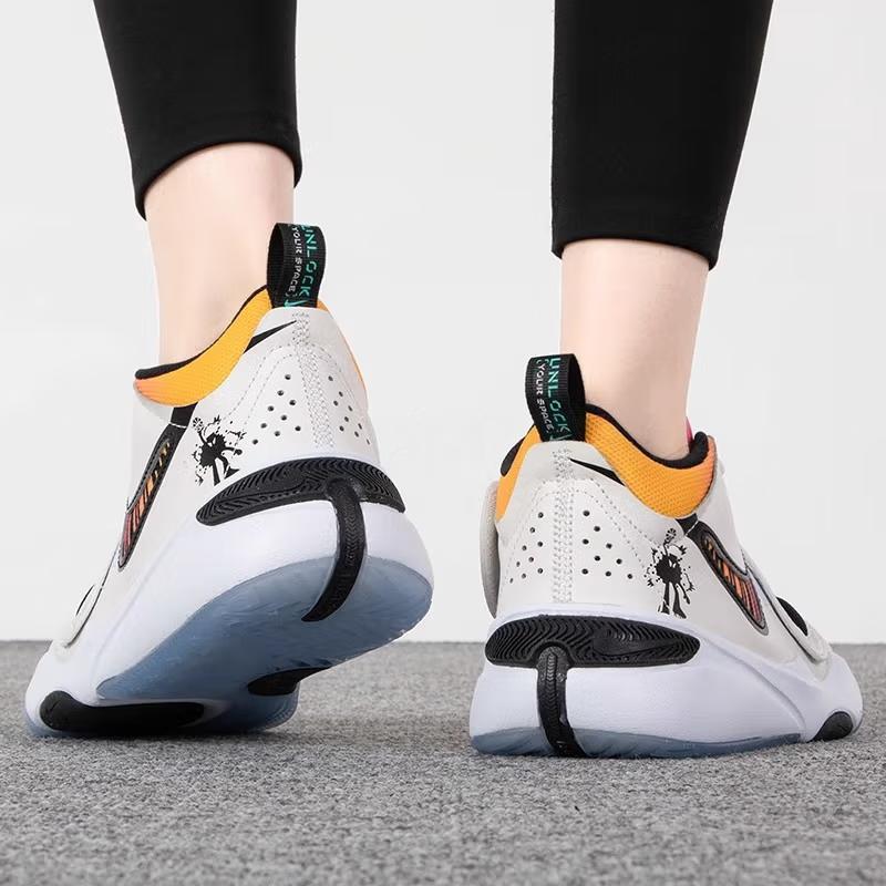 Nike Team Hustle D 11 PS Comfortable Outdoor Non-Slip Shock Absorbing Low Top Kids Basketball Shoes Kids Sneaker White FJ7689-101