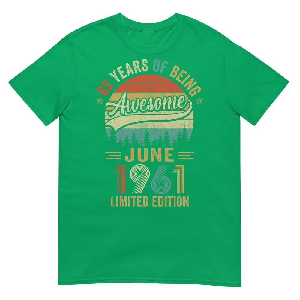 Vintage June 1961 65 Years Old 65th Birthday Unisex Unisex Tshirt