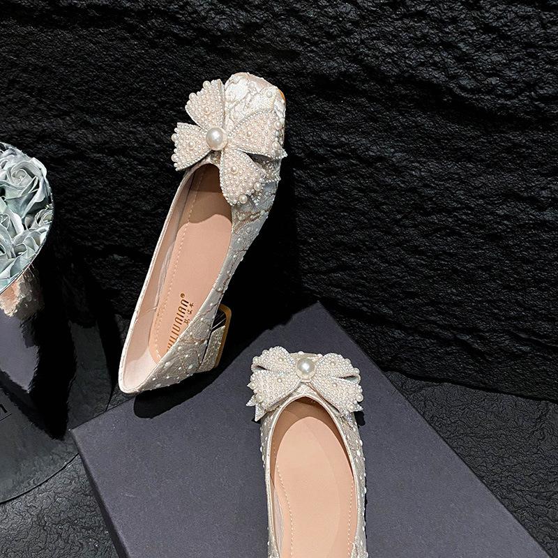 Women's Shoes Versatile Bow Inlaid with Pearl Rhinestones Low Thick Heel Single Shoes Women's Summer Shallow Mouth One Pedal Sweet Wind Women's Shoes
