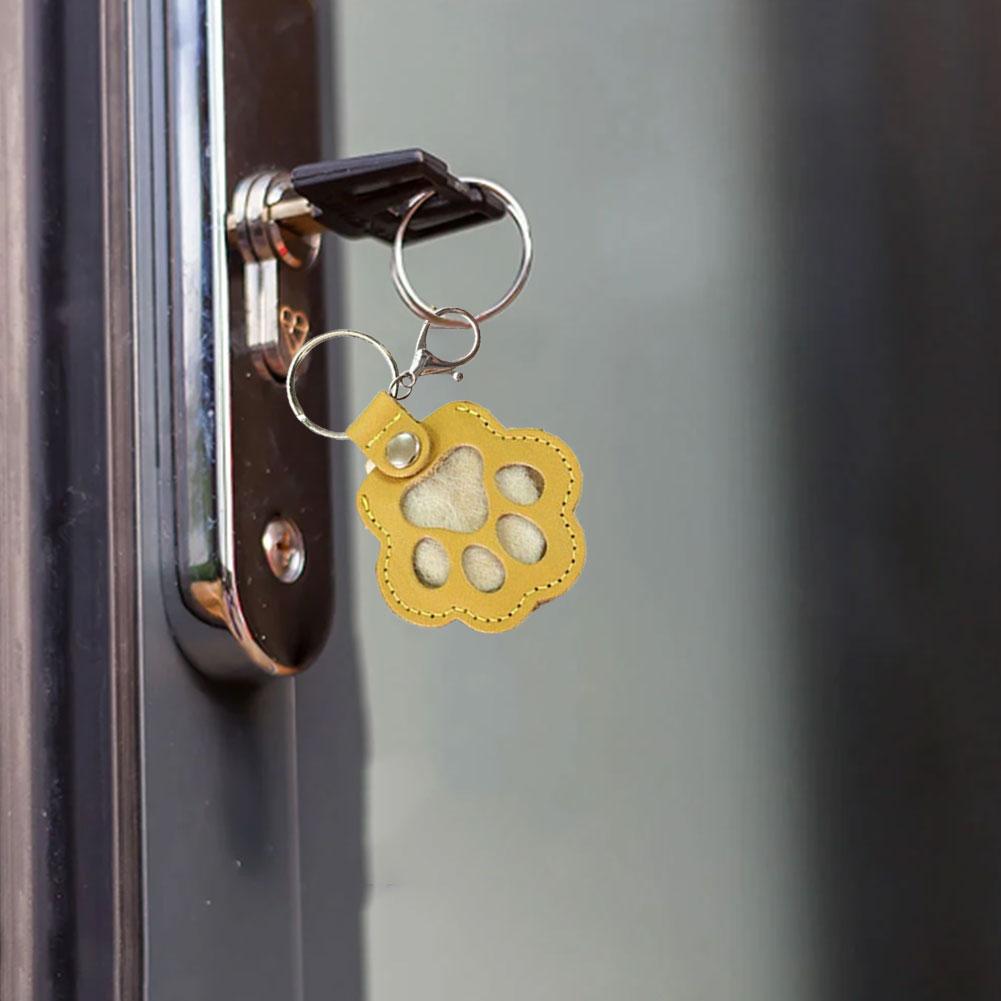 Cute Cat Claw Hair Keychain Creative Puppy Pet Hair Storage Bag Keyring PU Leather Dogs Paw Pendant Hanging Accessory