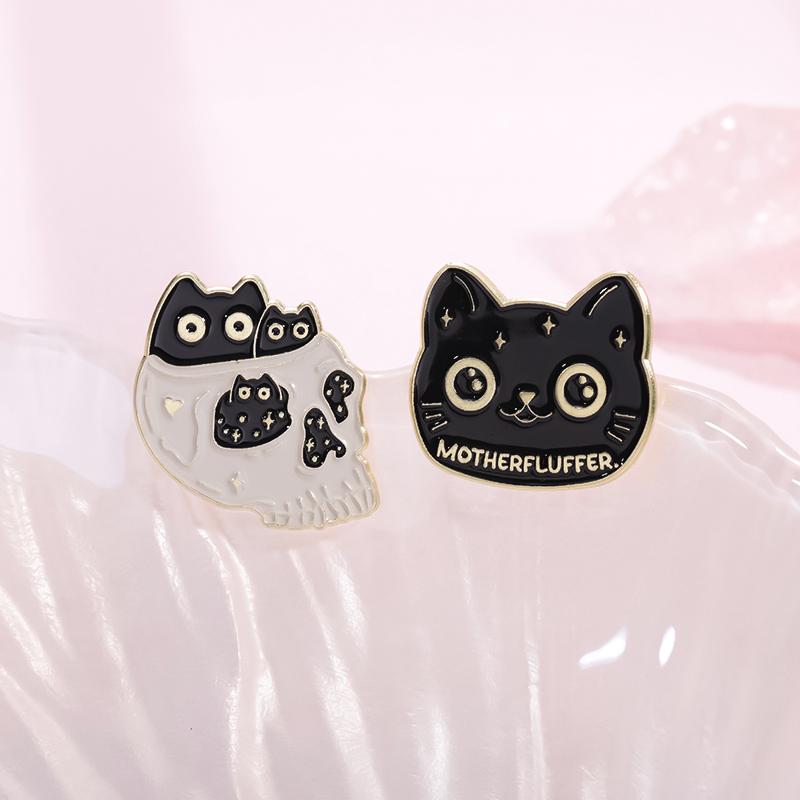 Cute Cats Enamel Pins Custom MOTHERFLUFFER Alien Cat Brooches Lapel Badges Cartoon Animal Jewelry Gift for Kids Friends