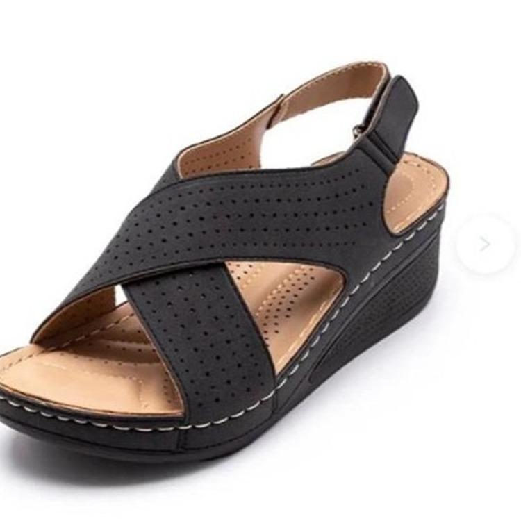 Новые 2025 европейские и американские внешнеторговые большие размеры танкетка швейная линия ретро пустые дышащие летние женские сандалии