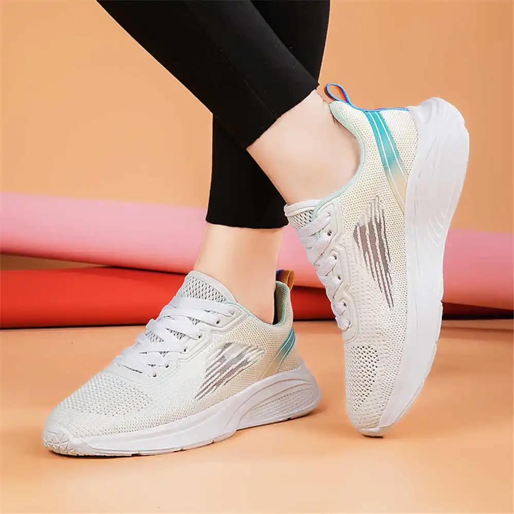 Носки для увеличения роста Женские синие кроссовки Тренировочные Распродажи и предложения Удобная летняя женская обувь Спортивный сникер