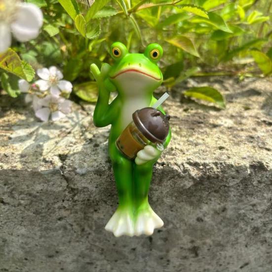 Cartoon Frog Figurine Holding Vase Milk Tea Frog Statue Resin Animal Sculpture Outdoor Garden Flower Pot Hugger Ornament