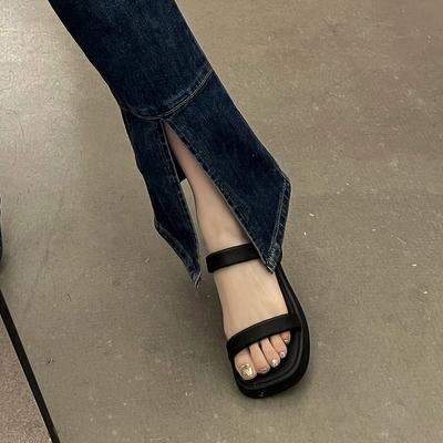 Толстая подошва с увеличением высоты, крутые тапочки для маленького мужчины, женские 2025 лето, новая мода для улицы, танкетка, высокий каблук, нескользящие, шлепанцы на один палец