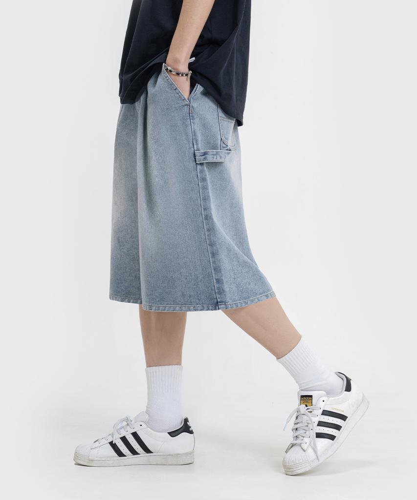 LEMAIN SECOND Bermuda Wide One-Pleat Carpenter Denim Elastic Waist Shorts [Light Wash]