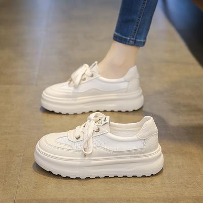 Кожаные дышащие туфли на толстой подошве, маленькие белые туфли интернет-знаменитости, женские летние новинки 2025 года, универсальная удобная спортивная и повседневная обувь на мягкой подошве