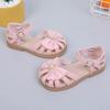 Сандалии для девочек, летние, новые, из искусственной кожи, с открытым носком, детская мода, бант с большим жемчугом, мягкая, простая, детская повседневная обувь
