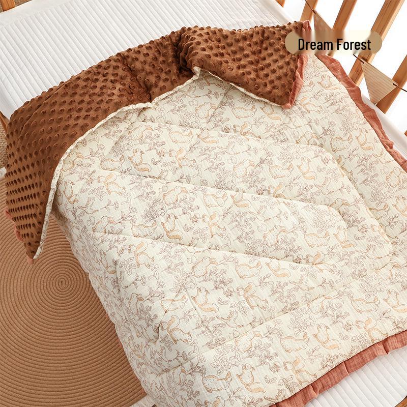 Three-Piece Pure Cotton Baby Bedding Set - Bean Cover Blanket, Cloud Pillow, Ruffled Quilt for Spring/Autumn