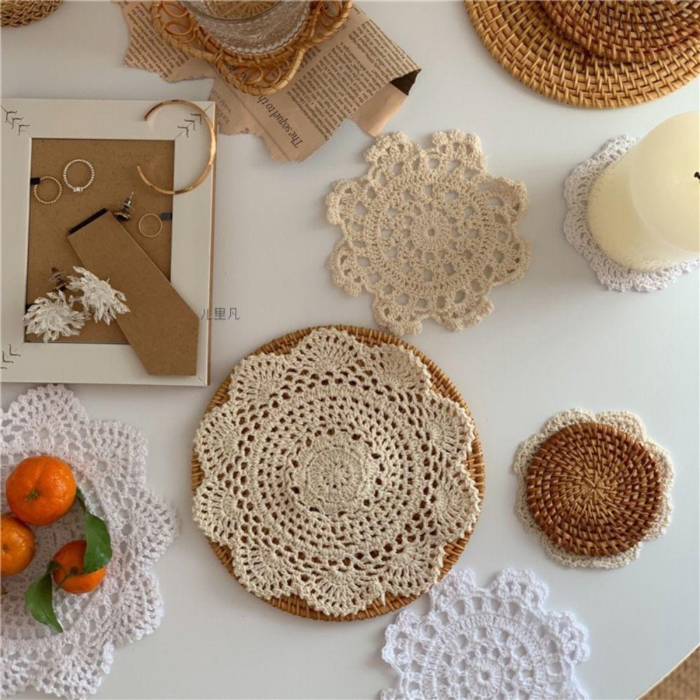 2/4Pcs Knitted Texture Lace Floral Coasters Vintage Round Woven Placemats Coffee Table
