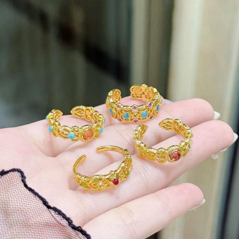 Classical Hollow Flower Vine Pigeon Open Ring Medieval Vintage Temperament Color Treasure Personality Ring