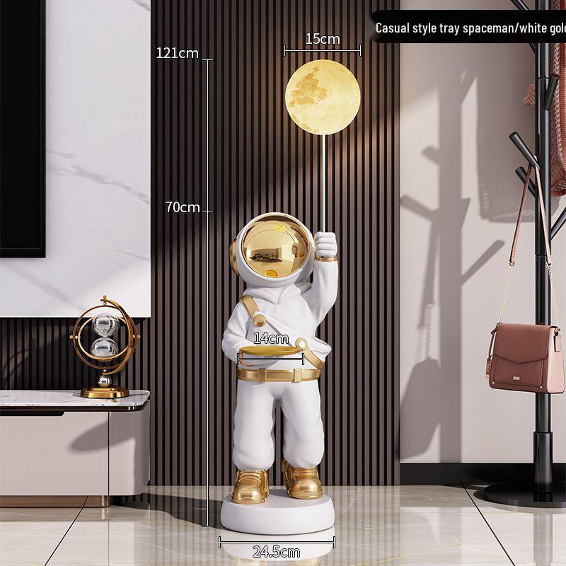Большая фигурка космонавта с подсветкой «Звездное небо» – напольное украшение для гостиной или ТВ-тумбы, идеальный подарок на новоселье.