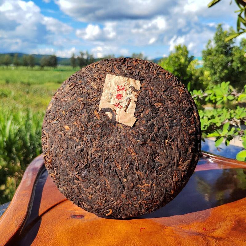 357г Старый Баньчжан Пуэр Спелый чай Баньчжан Золотые бутоны Трибьют-торт Seven Cakes