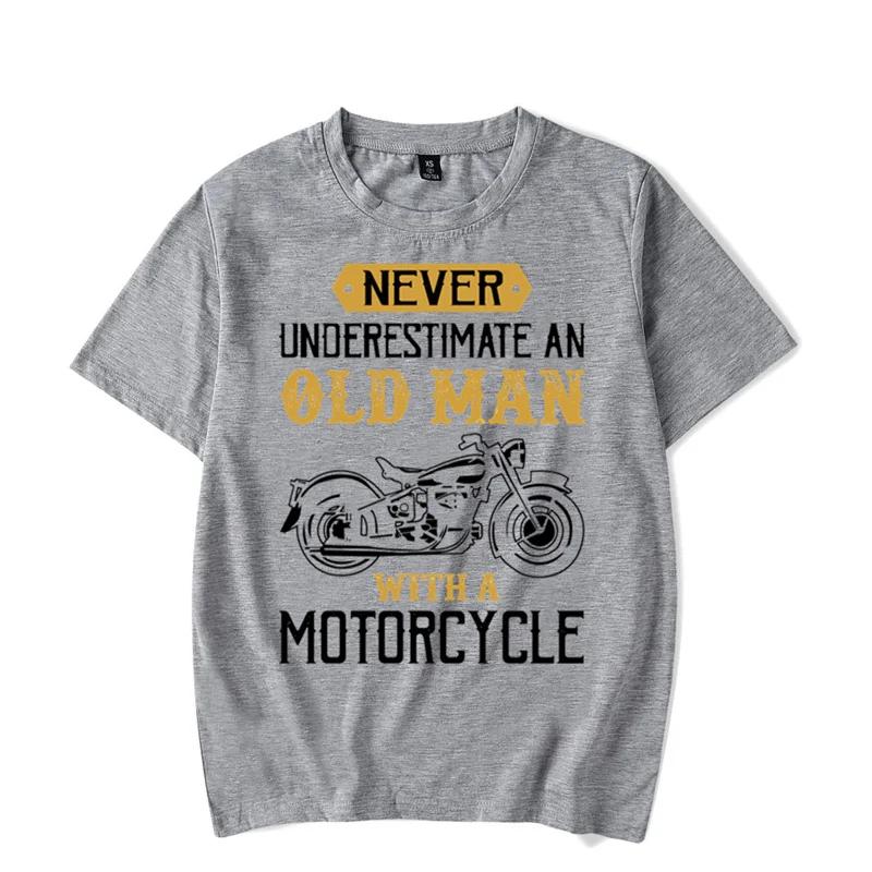 Never Underestimate An Old Man with A Motorcycle Graphic Tshirt Funny Tshirt Fashion Harajuku T-shirt Oversize Men T-shirt