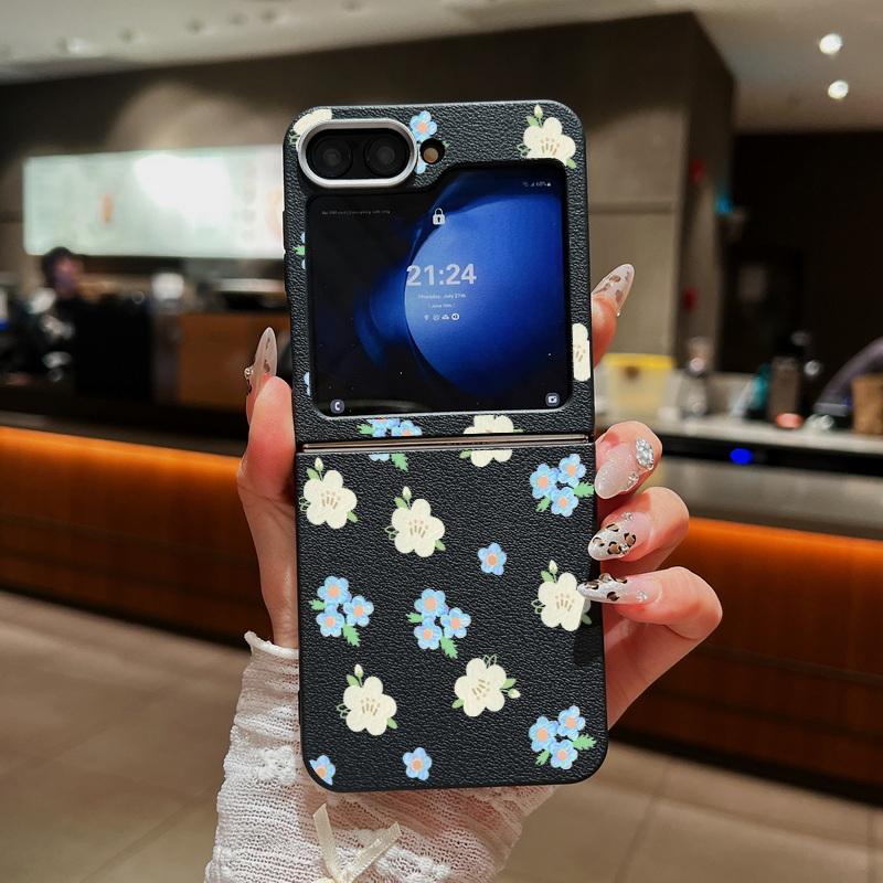 For Samsung Galaxy Z Flip 6 5 4 3 5G Luxury Leather Phone Case Retro Flowers Soft TPU Folding Cover For Samsung Z Flip5 Flip3