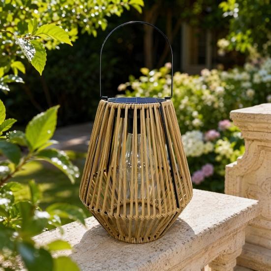Nostalgie Rattan Woven Solar Lantern, Outdoor Faux Light, Rustic Waterproof Powered Hanging Lantern for Garden Balcony Patio Porch Decor