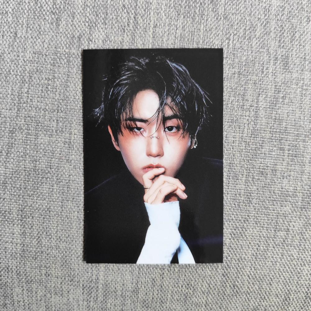 Stray Kids Официальная карта KARMA(POB\Фотокарточка)